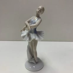 The Carlisle Collection Gifts Figurines - Odette