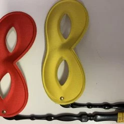 Carnival Products Masks & Masquerade Mask On Stick - Red Or Yellow