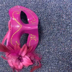 JD Party Mask - Pink With Flower & Gold Trim
